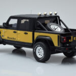 Jeep Gladiator Honcho Negru GT Spirit 1:18 - image 5 of 6