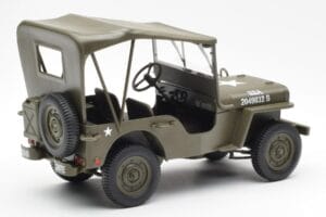 Jeep Willys Cu Prelată UT Models 1:18 180149002 Metal - imaginea 2 din 6