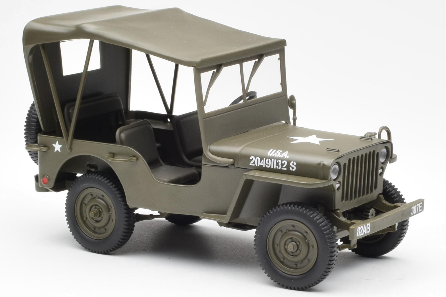 Jeep Willys Cu Prelată UT Models 1:18 180149002 Metal - imaginea 4 din 6