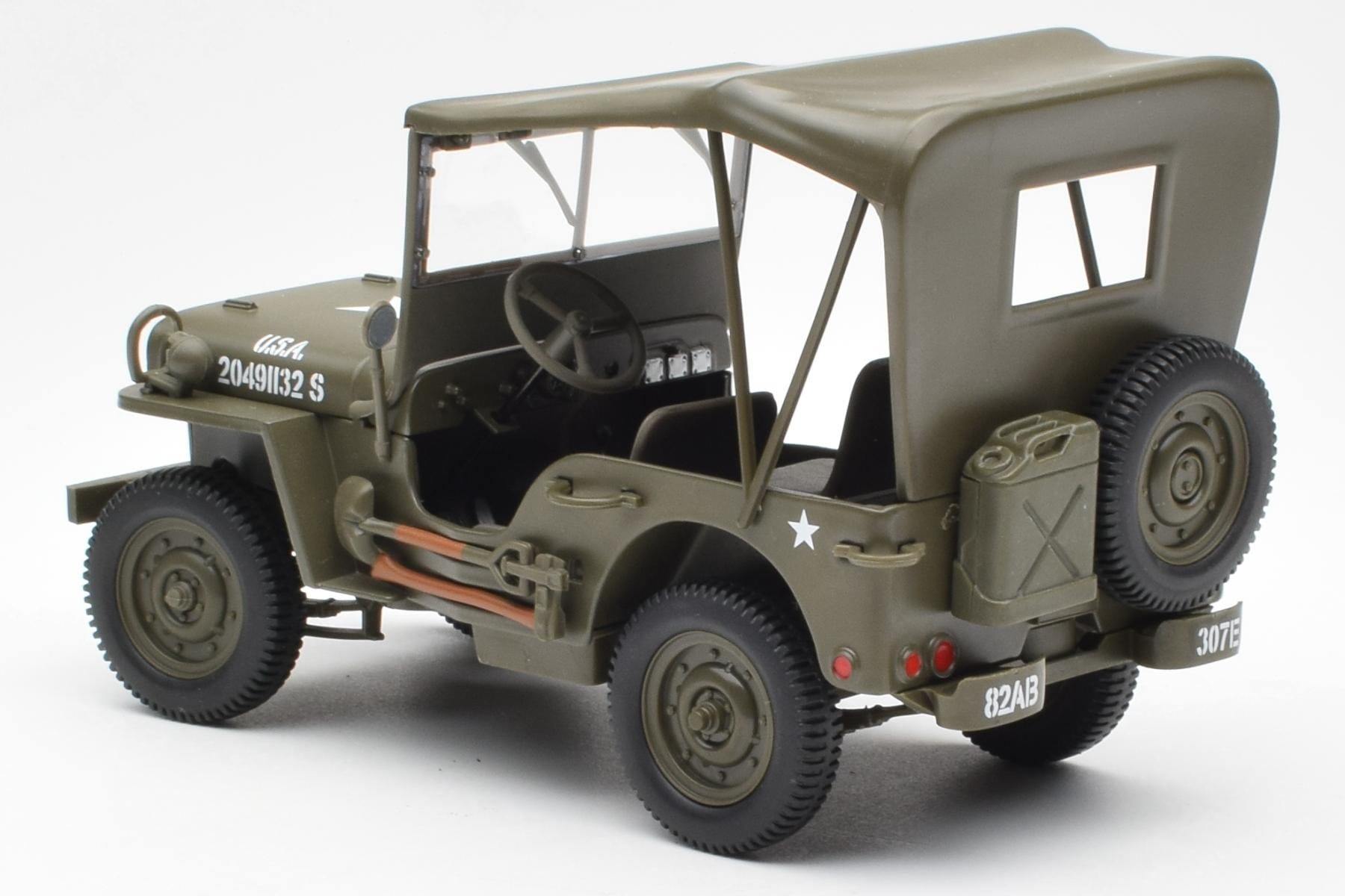 Jeep Willys Cu Prelată UT Models 1:18 180149002 Metal - imaginea 5 din 6