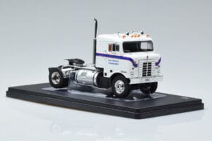Kenworth Bullnose Ross Mackie Transport Alb IXO 1:43 TR063 Metal - imaginea 4 din 6