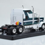 Kenworth W900 Verde Alb IXO 1:43 - image 2 of 6