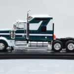 Kenworth W900 Verde Alb IXO 1:43 - image 3 of 6