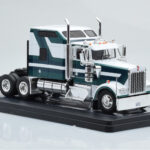 Kenworth W900 Verde Alb IXO 1:43 - image 4 of 6