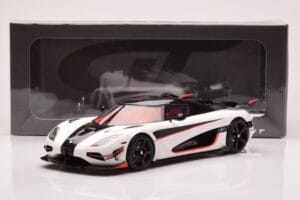 Koenigsegg Agera RS Arctic Alb GT Spirit 1:18 GT877 Rășină - imaginea 6 din 6