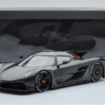 Koenigsegg Jesko Absolut Graphite Gri Asia Exclusive GT Spirit 1:18 - image 6 of 6