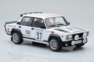 Lada 2105 VFTS #37 H. Ohu Rally Acropolis 1983 IXO 1:18 18RMC145 Metal - imaginea 4 din 6
