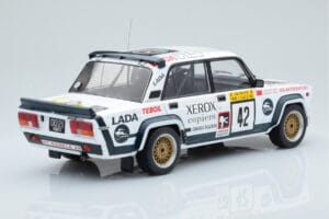 Lada 2105 VFTS #42 S. Brundza Rally 1000 Lakes 1984 IXO 1:18 18RMC146 Metal - imaginea 2 din 6