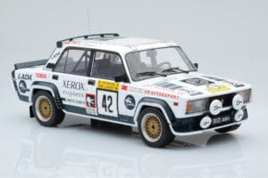 Lada 2105 VFTS #42 S. Brundza Rally 1000 Lakes 1984 IXO 1:18 18RMC146 Metal - imaginea 4 din 6