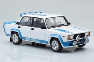 Lada 2105 VFTS Alb IXO 1:18 18CMC144 Metal - imaginea 4 din 6