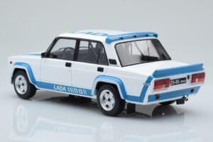 Lada 2105 VFTS Alb IXO 1:18 18CMC144 Metal - imaginea 5 din 6