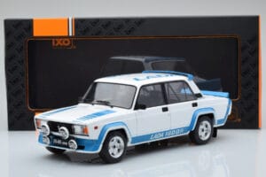 Lada 2105 VFTS Alb IXO 1:18 18CMC144 Metal - imaginea 6 din 6