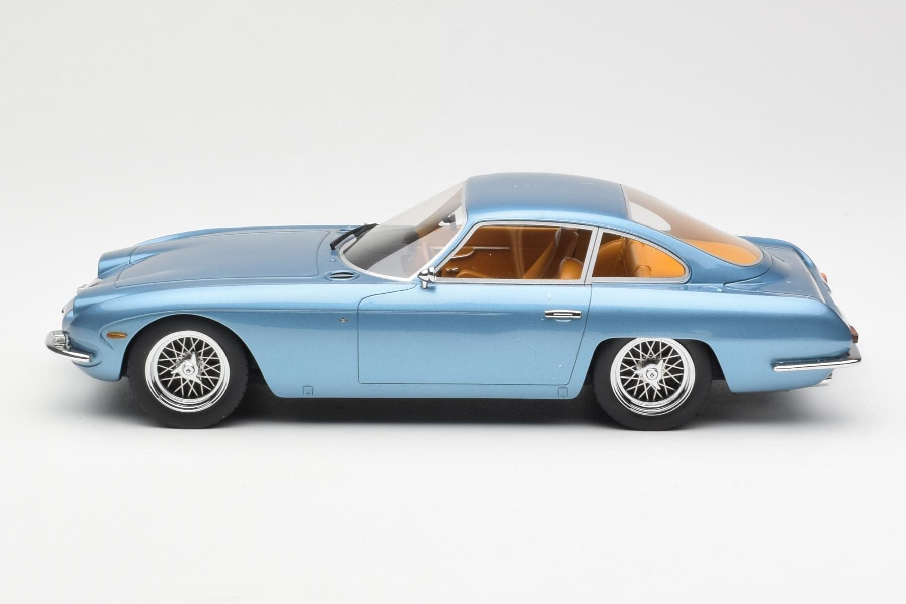 Lamborghini 350 GT Albastru Deschis Metalizat CMR 1:18 CMR002 Metal - imaginea 3 din 6