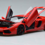 Lamborghini Aventador LP700-4 Andromeda Roșu AUTOart 1:18 - image 2 of 10