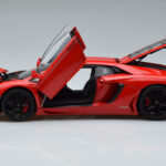 Lamborghini Aventador LP700-4 Andromeda Roșu AUTOart 1:18 - image 4 of 10