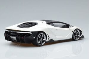 Lamborghini Centenario Alb Perlat GT Spirit 1:18 GTS18503W Rășină - imaginea 2 din 6
