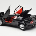 Lamborghini Countach LP 5000 Quattrovalvole Negru Kyosho 1:18 08320BK - image 5 of 8