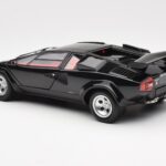 Lamborghini Countach LP 5000 Quattrovalvole Negru Kyosho 1:18 08320BK - image 7 of 8