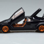 Lamborghini Countach LP500S Walter Wolf Albastru Închis Kyosho 1:18 - image 4 of 11
