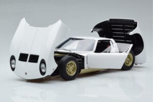 Lamborghini Miura SV Alb AUTOart 1:18 74544 Metal - imaginea 2 din 8