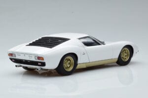 Lamborghini Miura SV Alb AUTOart 1:18 74544 Metal - imaginea 3 din 8