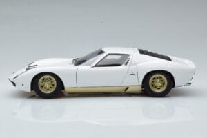 Lamborghini Miura SV Alb AUTOart 1:18 74544 Metal - imaginea 5 din 8