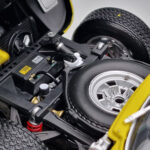 Lamborghini Miura SV Galben Kyosho 1:18 - image 10 of 11