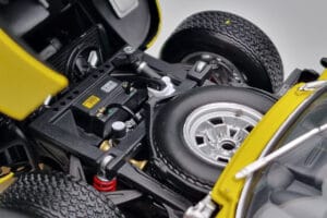 Lamborghini Miura SV Galben Kyosho 1:18 08317Y Metal - imaginea 10 din 11