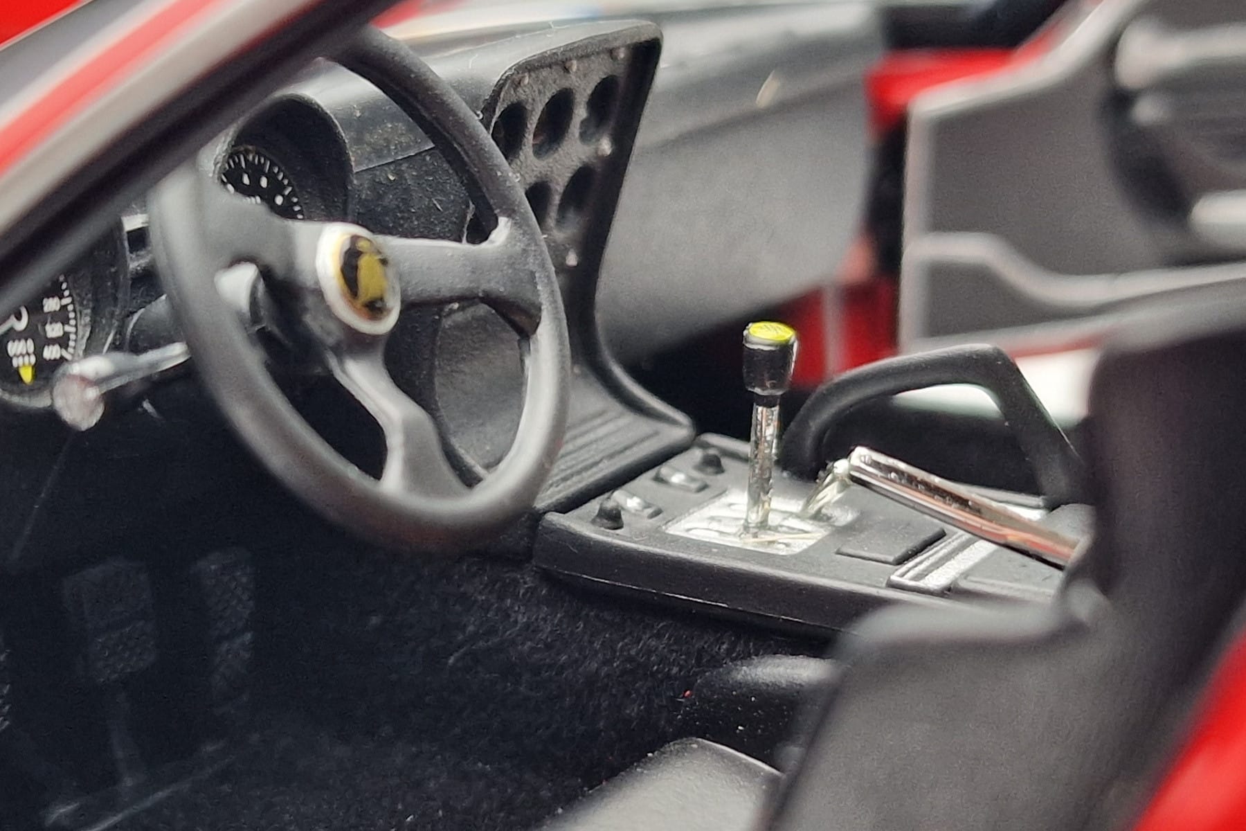 Lamborghini Miura SVR Roșu Kyosho 1:18 08319RBK Metal - imaginea 8 din 9