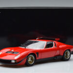 Lamborghini Miura SVR Roșu Kyosho 1:18 - image 9 of 9