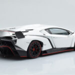Lamborghini Veneno Alb AUTOart 1:18 - image 4 of 8