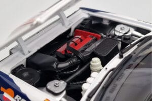 Lancia Delta HF Integrale Evoluzione #2 C. Sainz / L. Moya Tour de Corse 1993 Kyosho 1:18 08348J Metal - imaginea 8 din 9