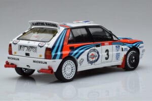Lancia Delta HF Integrale Evoluzione #3 D. Auriol / B. Occelli Tour de Corse 1992 Kyosho 1:18 08348H Metal - imaginea 3 din 9