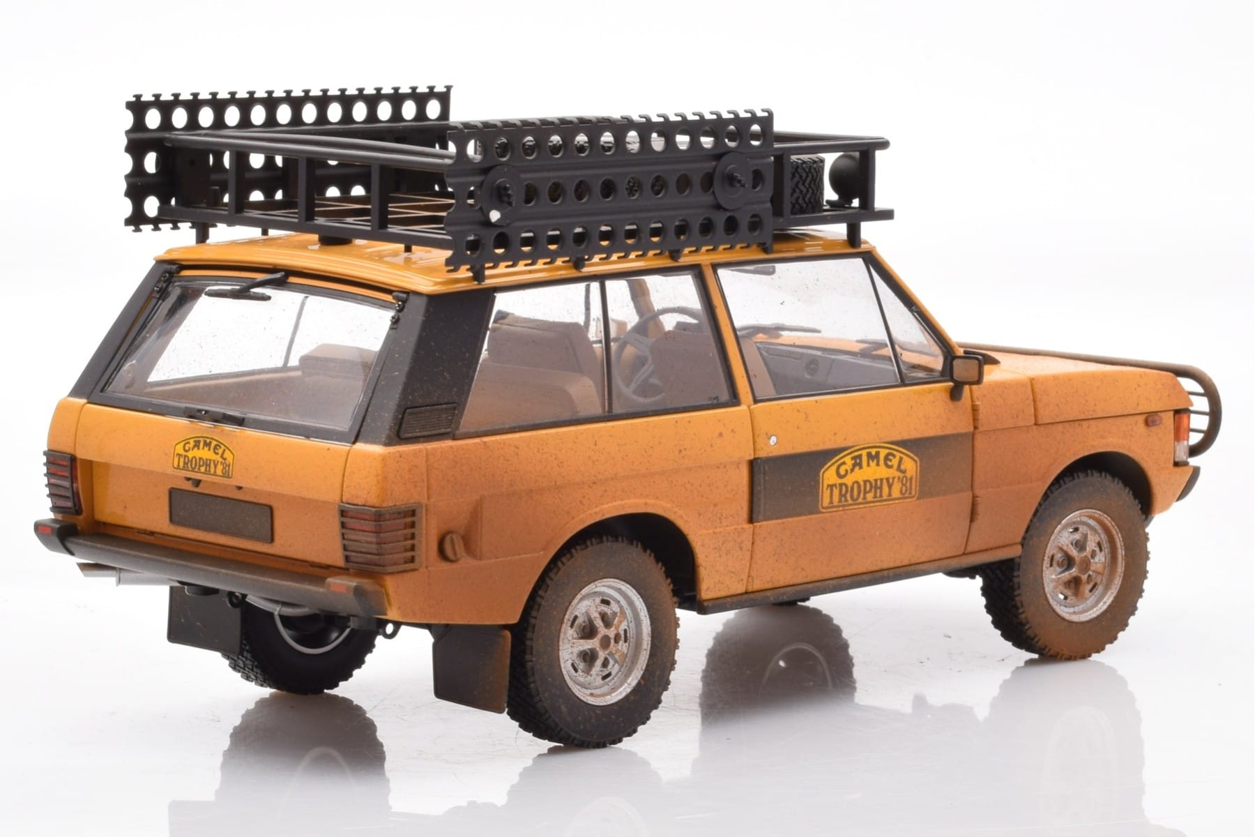 Land Rover Defender 90 Camel Trophy Sumatra 1981 Almost Real 1:18 810107 Metal - imaginea 3 din 8