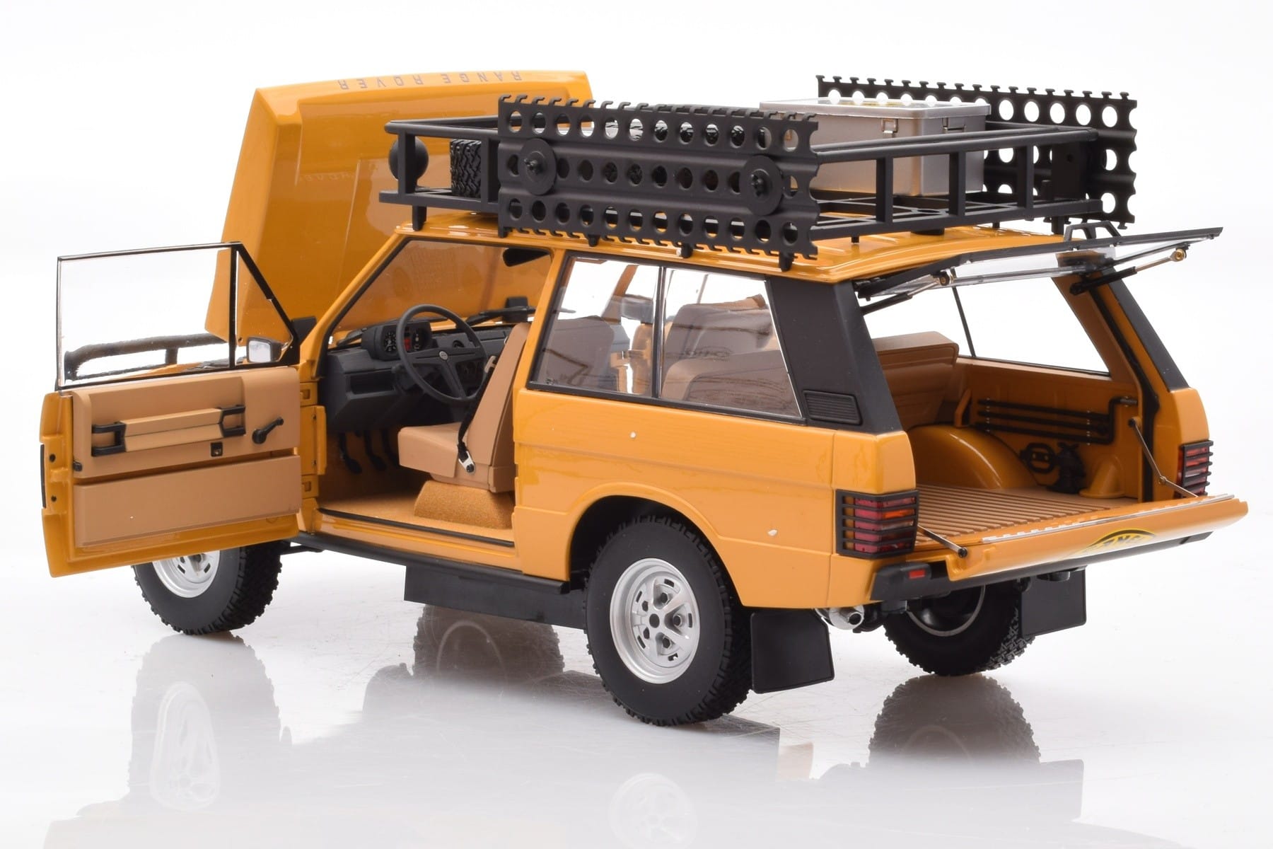 Land Rover Range Rover Camel Trophy Papua New Guinea 1982 Almost Real 1:18 810106 Metal - imaginea 5 din 8