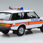 Land Rover Range Rover Poliție Almost Real 1:18 - image 3 of 9