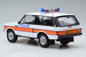 Land Rover Range Rover Poliție Almost Real 1:18 810115 Metal - imaginea 6 din 9