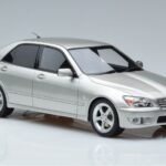 Lexus IS200 XE10 Argintiu Otto 1:18 OT991 Rășină - image 4 of 6
