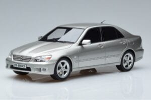 Lexus IS200 XE10 Argintiu Otto 1:18 OT991 Rășină