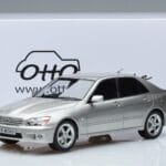 Lexus IS200 XE10 Argintiu Otto 1:18 OT991 Rășină - image 6 of 6