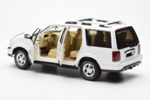 Lincoln Navigator Alb AUTOart 1:18 72761 Metal - imaginea 5 din 8