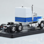 Mack Superliner Magnum Alb Albastru IXO 1:43 - image 2 of 6