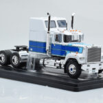 Mack Superliner Magnum Alb Albastru IXO 1:43 - image 4 of 6