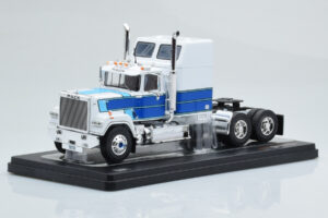 Mack Superliner Magnum Alb Albastru IXO 1:43