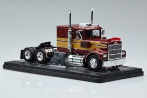 Marmon CHDT Roșu-Auriu IXO 1:43 TR157 Metal - imaginea 4 din 6
