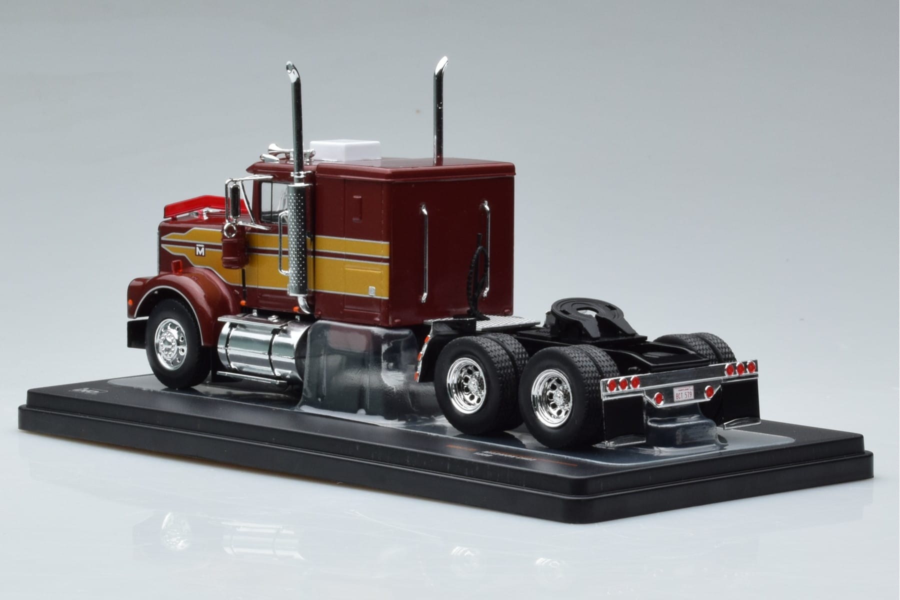 Marmon CHDT Roșu-Auriu IXO 1:43 TR157 Metal - imaginea 5 din 6