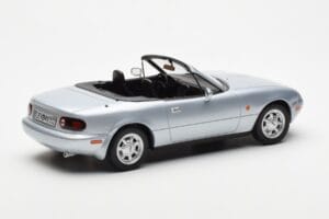 Mazda MX-5 NA Argintiu Norev 1:18 188023 Metal - imaginea 2 din 7
