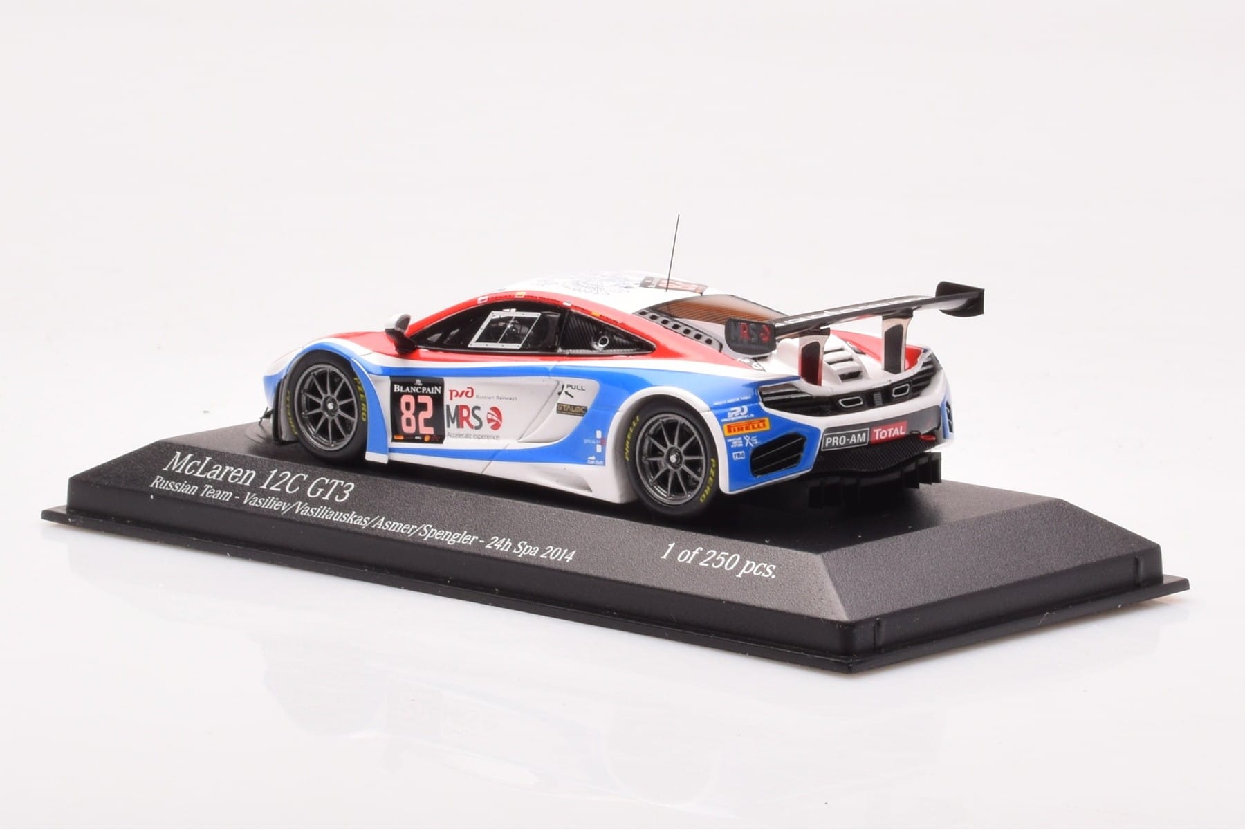 McLaren 12C GT3 #82 Russian Team A. Vasiliev / D. Vasiliauskas / M. Asmer / B. Spengler Spa 24 Hours 2014 Minichamps 1:43 437 - imaginea 3 din 4
