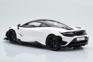 McLaren 765LT Alb GT Spirit 1:18 GT861 Rășină - imaginea 5 din 6