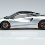McLaren Artura Argintiu GT Spirit 1:18 GT873 Rășină - image 3 of 6